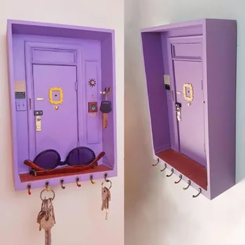 Держатель для ключей друзей Дверь Моники Деревянный стеллаж для хранения Фиолетовая Дверная Вешалка Украшение дома Крыльцо Настенный Органайзер для ключей  3