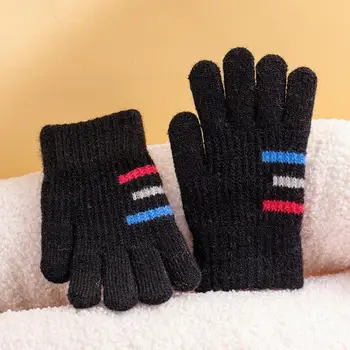 Дизайнерские перчатки в полоску, детские перчатки с разноцветными полосками, вязаные перчатки для детей, теплые ветрозащитные зимние уличные перчатки на полный палец для мальчиков  5